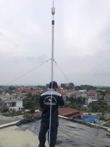 Lắp đặt kim thu sét